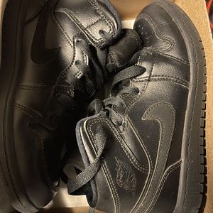 Jordan 1 MID - size 1 youth Black